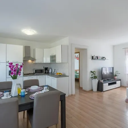 Holiday home Stunning In *