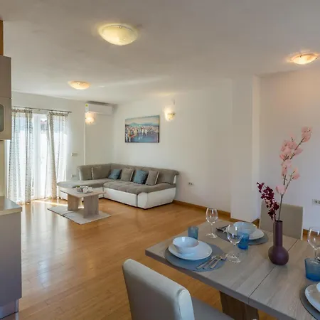 Holiday home Stunning In