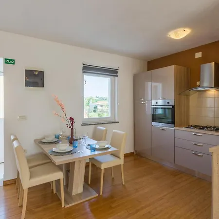 Gorgeous In With Wifi Póla